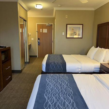 Comfort Inn & Suites Ocean Shores Buitenkant foto