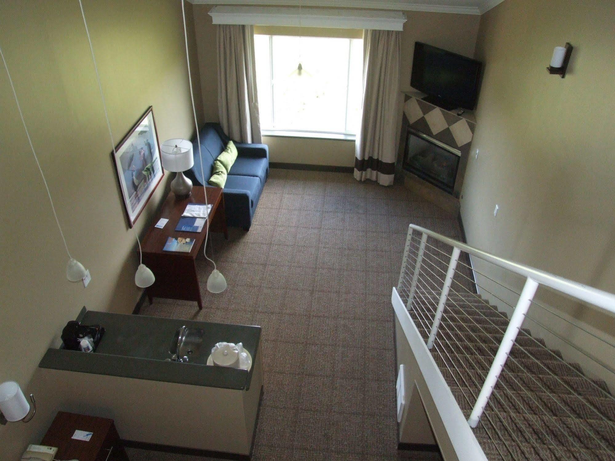 Comfort Inn & Suites Ocean Shores Buitenkant foto