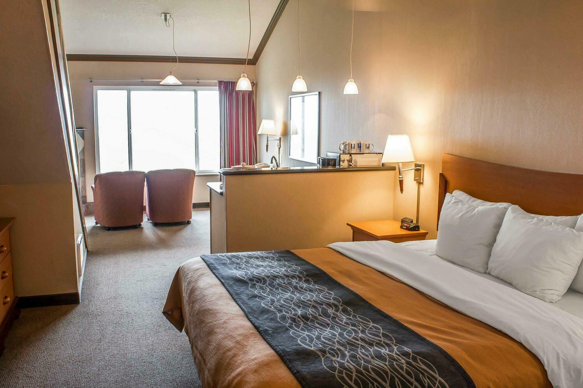 Comfort Inn & Suites Ocean Shores Buitenkant foto